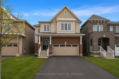 13 Steven Drive, Thorold, On L3b 0g7