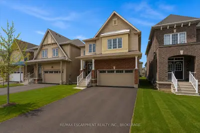 13 Steven Drive, Thorold, On L3b 0g7