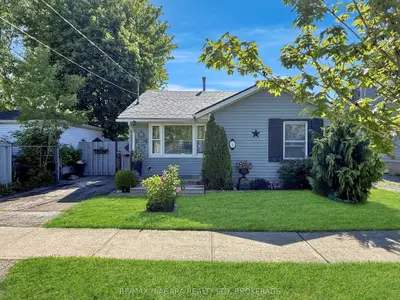 Detached in Fort Erie