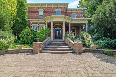 81 Main Street E, Grey Highlands, On N0c 1h0