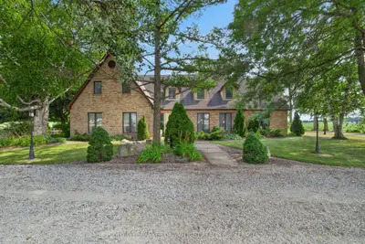 39973 Crediton Road, South Huron, On N0m 1k0