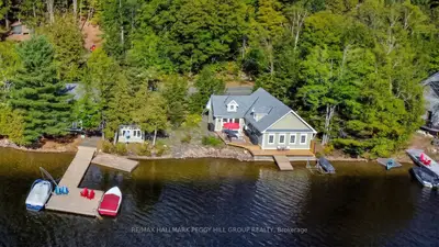 3978 South Portage Road, Huntsville, On P1h 2j3