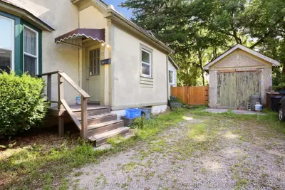 12 Orchard Street, London South, On N6j 2r3