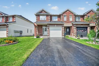 Att/Row/Townhouse in Orleans - Cumberland and Area