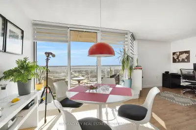 323 Colborne Street 1805, London East, On N6b 3n8