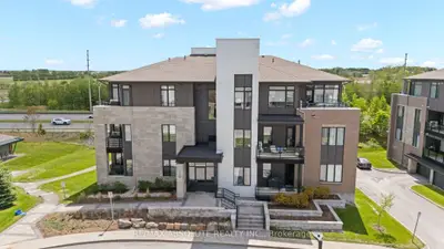 Condo Apartment in Kanata