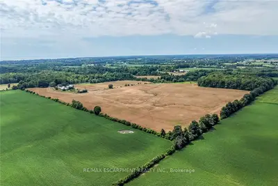 833 Lynn Valley Road, Norfolk, On N0a 1n1