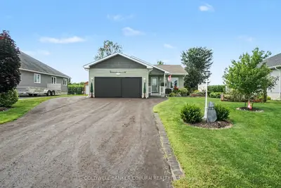 Detached in North Dundas