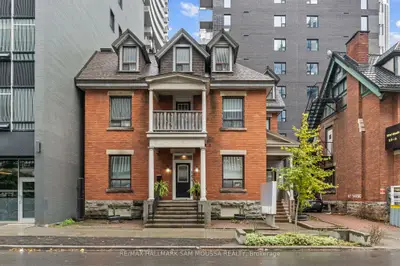 162-164 Metcalfe Street 3, Ottawa Centre, On K2p 1p2