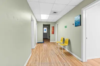 162-164 Metcalfe Street, Ottawa Centre, On K2p 1p2