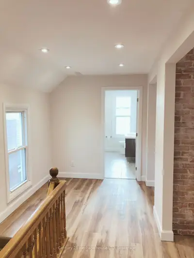 Duplex in Fort Erie