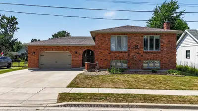 36 UNION Street, Lambton Shores, ON N0N 1J0