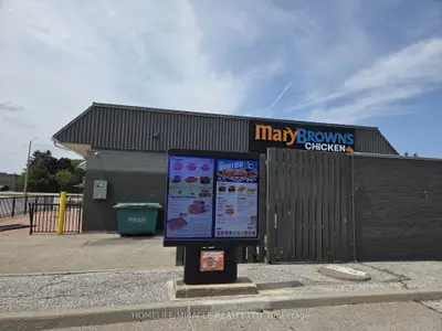 13430 Tecumseh Road E, Tecumseh, On N8n 3n7