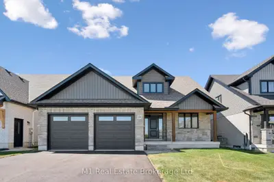 Detached in Mapleton