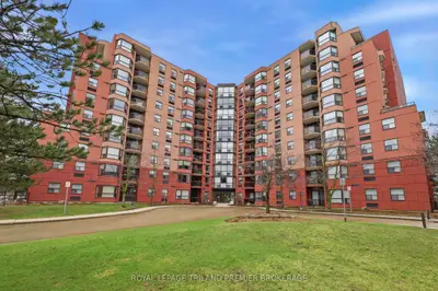 600 Talbot Street 1004, London East, On N6a 5l9