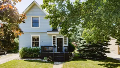 Detached in Goderich
