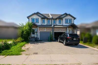 Att/Row/Townhouse in Kitchener