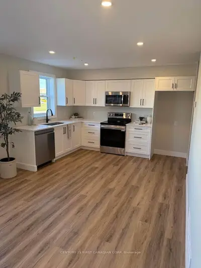 200 Centre Street D, St. Thomas, On N5r 3a5