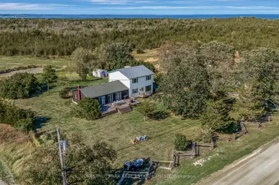 1253 Babylon Road, Prince Edward County, On K0k 2t0
