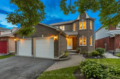 Detached in Hunt Club - South Keys and Area