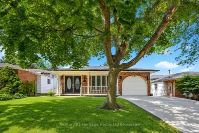 18 Locust Crescent, London South, On N6e 2k2