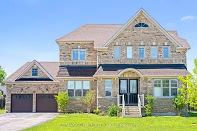 16 Meek Avenue, Mono, On L9w 6w8