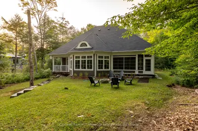 22 St Andrews Circle, Huntsville, On P1h 1b1