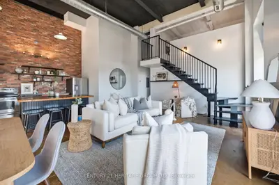 11 Rebecca Street 410, Hamilton, On L8r 3h7