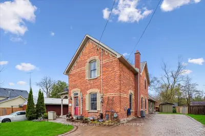 42 Bielby Street, East Luther Grand Valley, On L9w 5n3