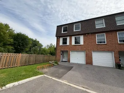 32 Appleby Private N, Mooneys Bay - Carleton Heights And Area, On K2c 3p4
