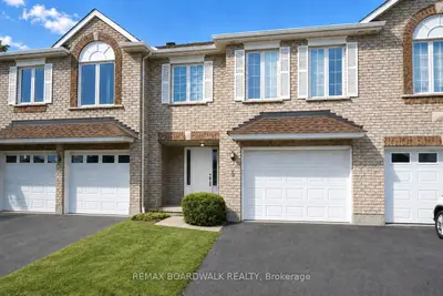 5 Maple Park Private, Blossom Park - Airport And Area, On K1t 4a6