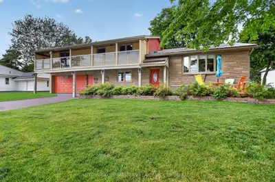 4415 Bath Road, Loyalist, On K7n 1a1