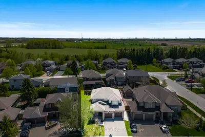 9 Monty Avenue, East Luther Grand Valley, On L9w 6p1