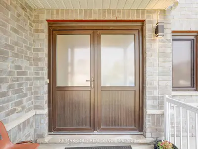 812 Halifax Road, Woodstock, On N4t 0c6