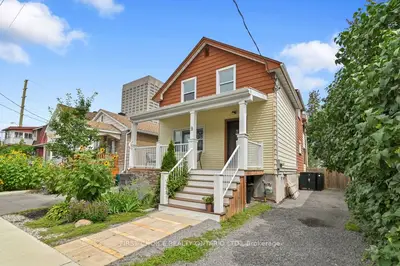 9 Huron Avenue, Tunneys Pasture And Ottawa West, On K1y 0w1