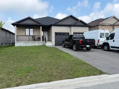 615 Winchester Avenue S, North Perth, On N4w 0j9
