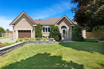 Detached in Orleans - Cumberland and Area
