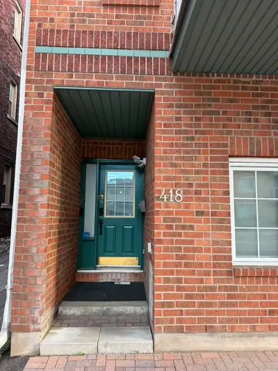 418 Somerset Street W, Ottawa Centre, On K2p 0k2