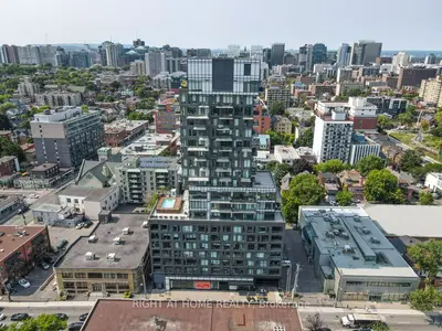 203 Catherine Street 705, Ottawa Centre, On K2p 1j5
