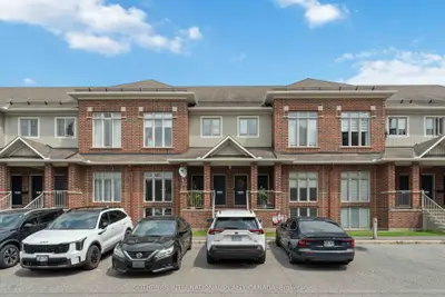 Condo Apartment in Hunt Club - South Keys and Area