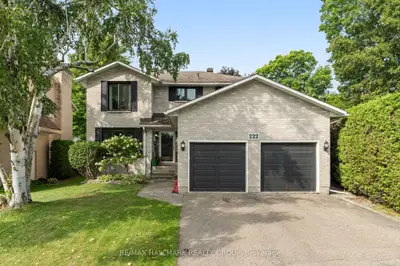 Detached in Brockville