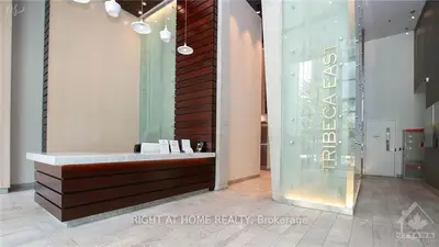 Condo Apartment in Ottawa Centre