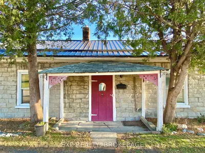 912 Purdy Mills Road, Kingston, On K7m 3m9