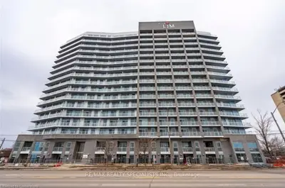 Condo Apartment in Hamilton