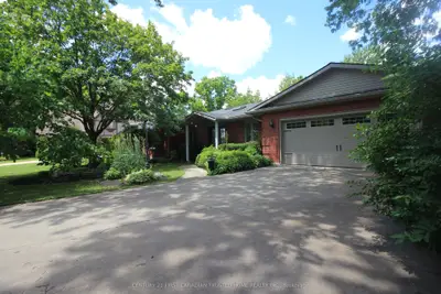 27 Croydon Drive, Middlesex Centre, On N0m 1c0
