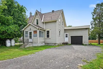 10526 Van Allen Road, North Dundas, On K0e 1s0