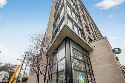 Condo Apartment in West Centre Town