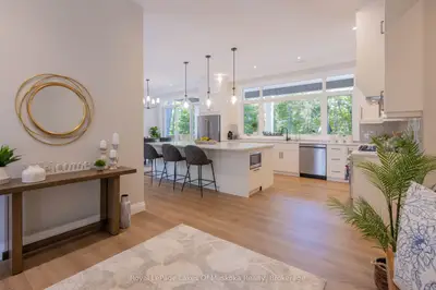 5 Flicker Lane, Mcdougall, On P2a 2w9