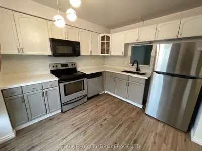 626 Wharncliffe Road S 33, London South, On N6j 2n4
