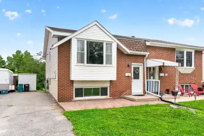 Semi-Detached in Kingston